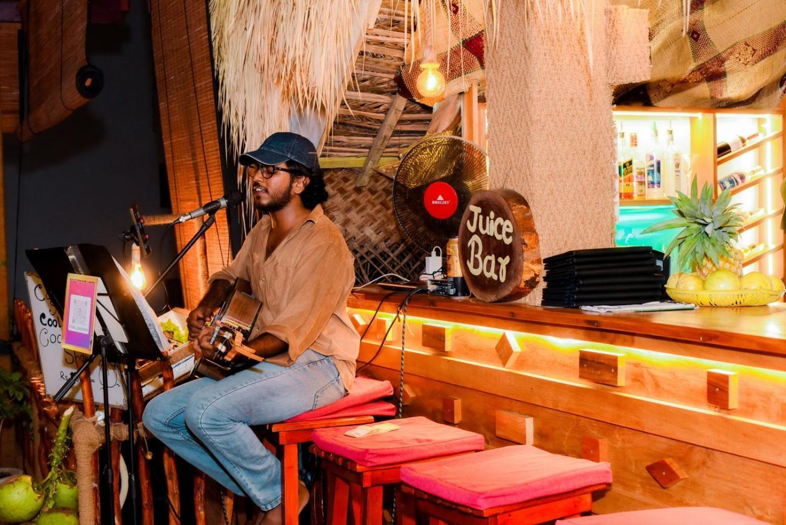 Coconut Style Restaurant & Milinda Guest Unawatuna Exterior foto