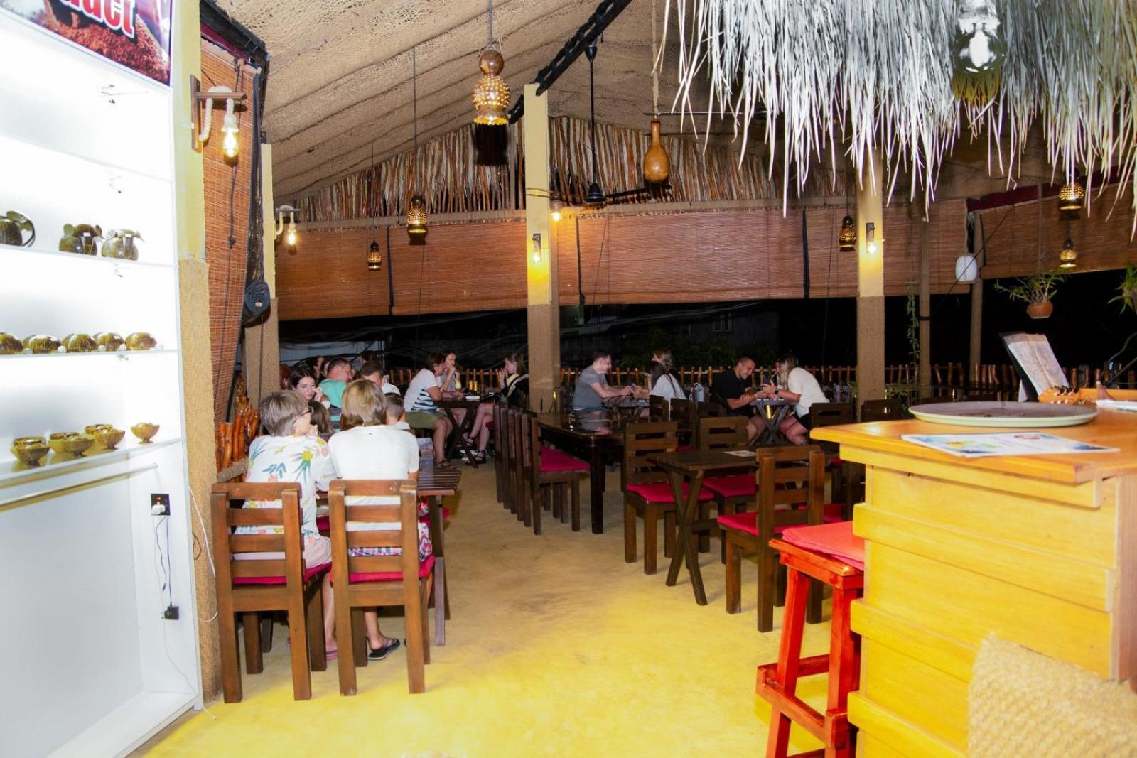 Coconut Style Restaurant & Milinda Guest Unawatuna Exterior foto